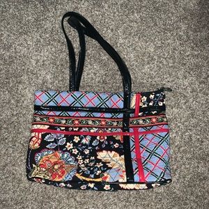 Vera Bradley Zippidy Tote Versailles